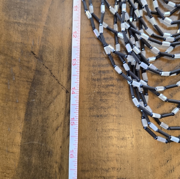 Art Deco Style Multistrand Black White Glass Bead Necklace - Picture 9 of 9